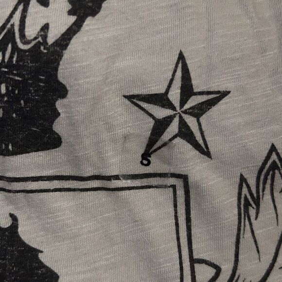 ✨NWOT Women's Express Graphic Racerback Tank✨ - Picture 6 of 7